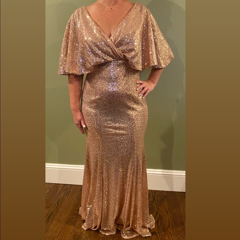 Sequin Evening Gown🌟